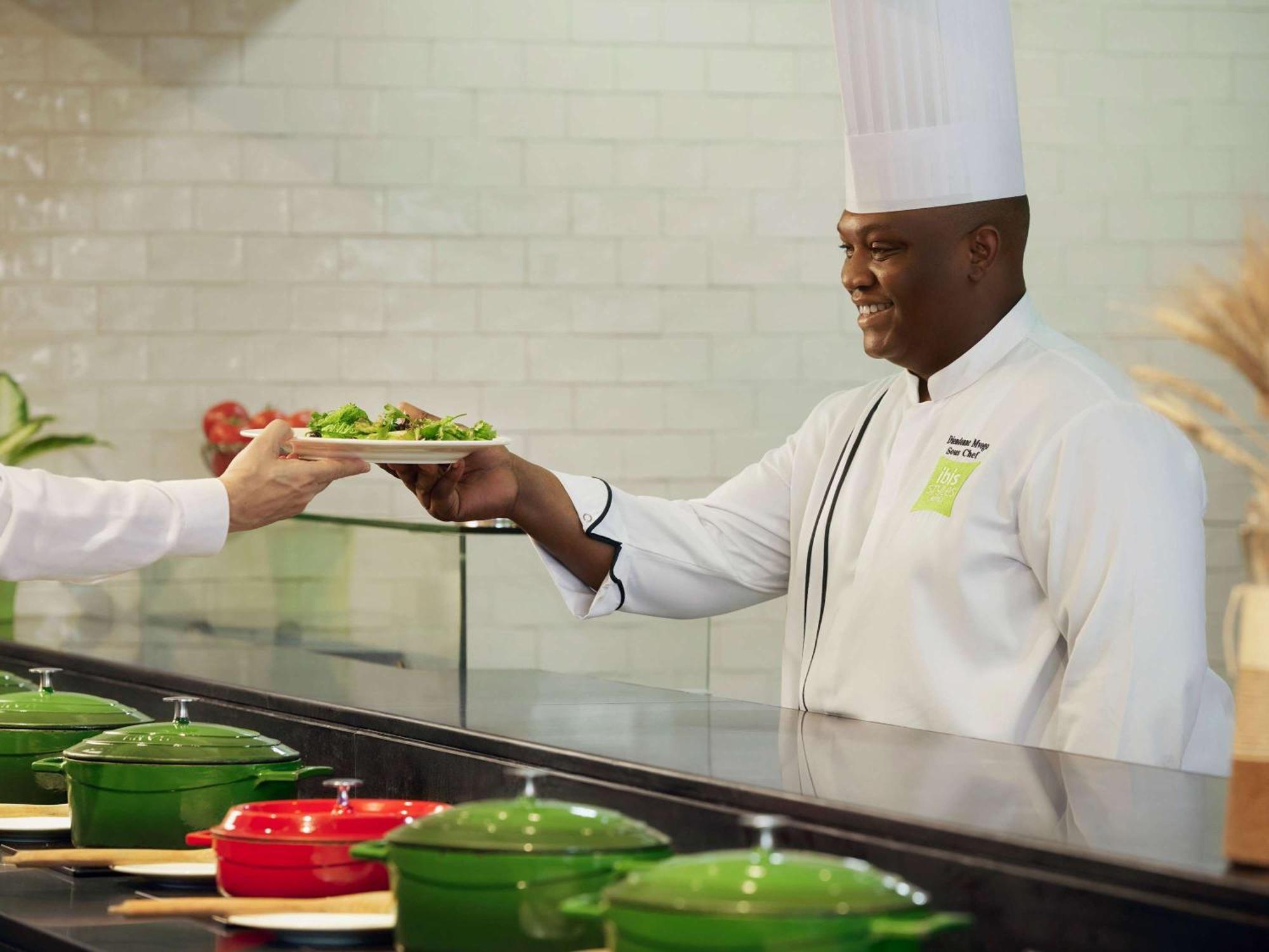 Hotel Ibis Styles Szardża Zewnętrze zdjęcie